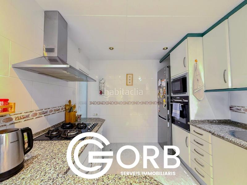 Foto 8c03e782-9c55-449d-8fbd-c0d429aa7134. Piso a 1 minuto de la playa y con una terraza de 60m! espacio, luz y ubicación ! en Canet de Mar