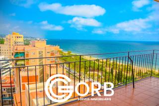 Appartement à Havana. Piso luminoso con terraza panorámica y vistas de infarto!