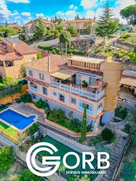 Foto 8d987022-05f9-45cf-ade0-cd064b002c4a. Chalet mit heizung parking pool in Nucli Urbà Argentona