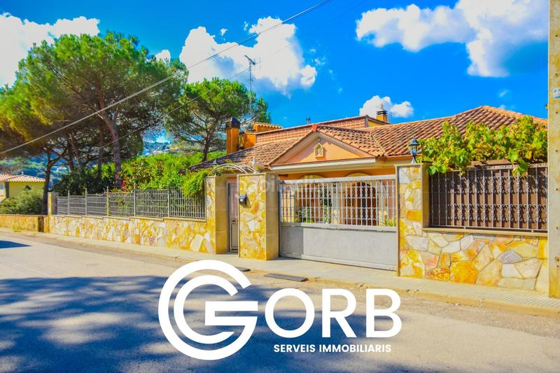 Foto 95b624ca-2a54-4f6e-b2b0-a0e0e4facd28. Chalet mit heizung parking pool in Nucli Urbà Argentona