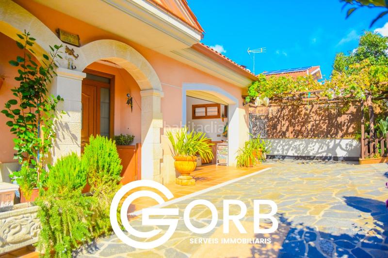 Foto d6dfac72-b52a-4ee9-8b8e-78d416a6fce1. Chalet mit heizung parking pool in Nucli Urbà Argentona