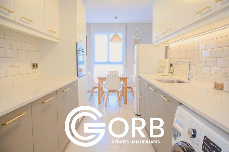 Foto eb5de5ac-71f3-4010-8931-f41f47521d6e. Flat with heating parking in Centre Mataró