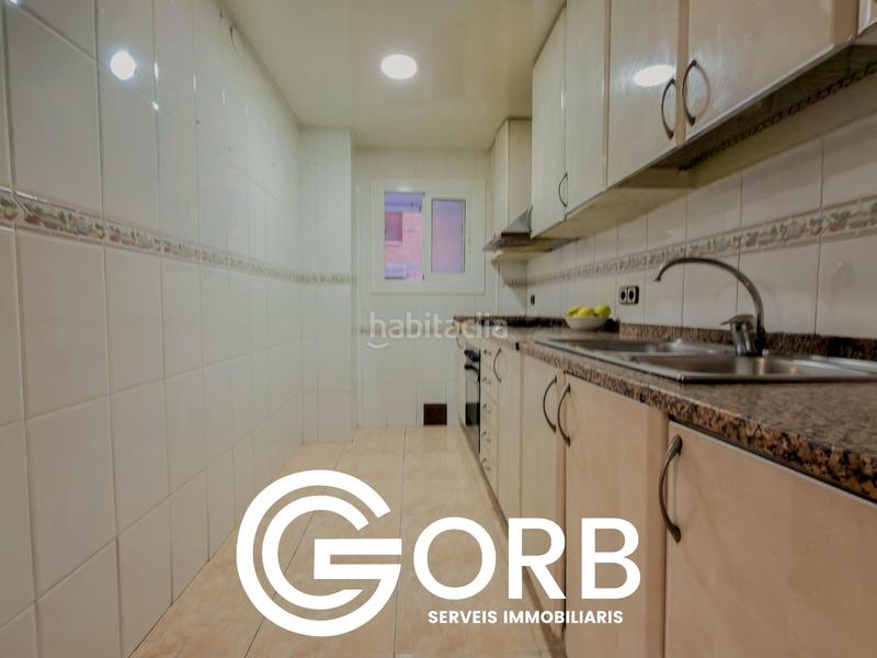 Foto 473395ed-f029-4d9c-bd61-64c4a2d90f80. Flat with heating in Rocafonda Mataró