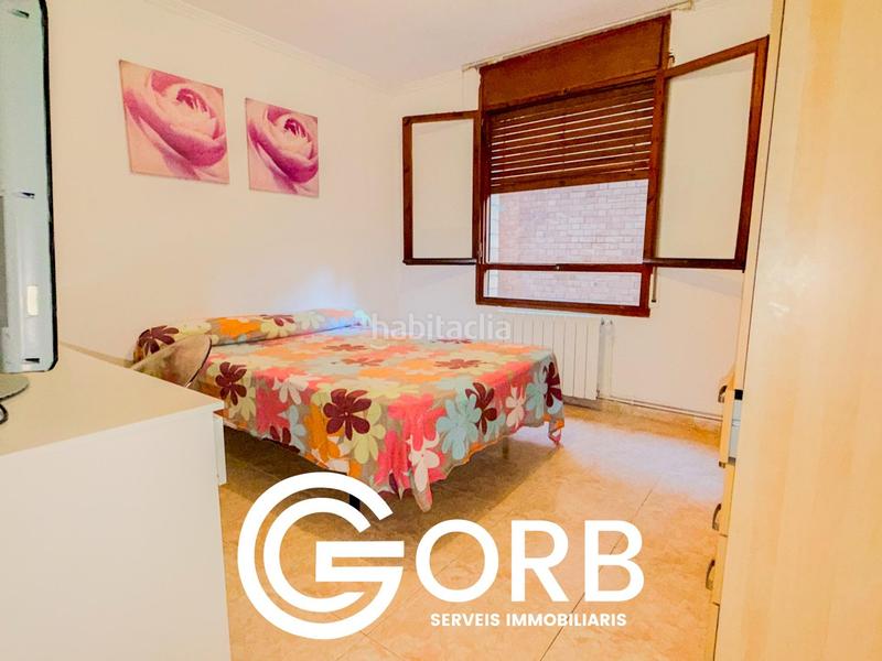 Foto c6cb355a-91d7-4017-93da-6bc8f2e3352a. Flat with heating in Rocafonda Mataró