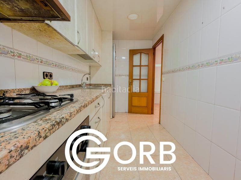 Foto d8501885-f1f4-42bc-8e47-d1e2ebbc4e2c. Flat with heating in Rocafonda Mataró