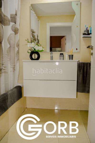 Foto 4187e850-685d-4cc0-84a6-2253302933fa. Flat with heating parking in Via Europa - Parc Central Mataró