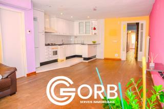 Dplex a Eixample. Cerca del mar, estacin con grandes posibilidades!