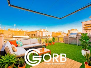 Semi detached house in Cerdanyola Nord. Casa con 2 terrazas y grandes espacios en cerdanyola norte