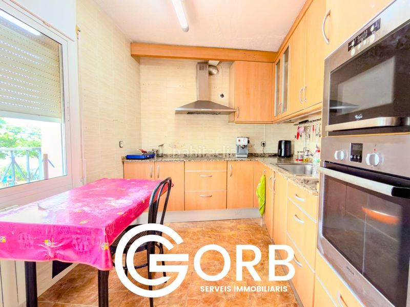 Foto dab0a661-6bcc-4a44-aaa8-c2b77fc336c4. Casa amb calefacció a Vista Alegre Mataró