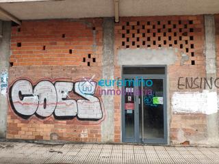 Business premise  Rúa paseo matutino