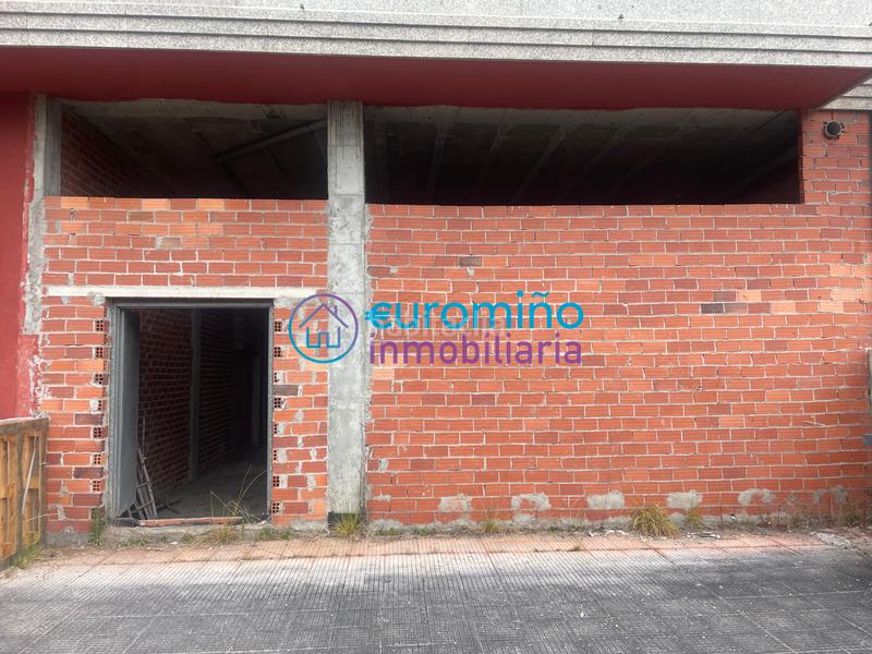 Foto 01969adc-790d-4398-ac59-fc7c070243d4. Local commercial dans rúa de galicia 29 dans Salvaterra de Miño