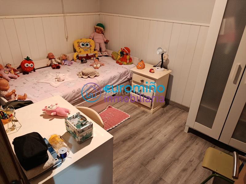 Foto 2b3e5c04-651b-44b0-998c-e40bc737ef55. Casa adossada amb calefacció a A Salgueira - O Castaño Vigo