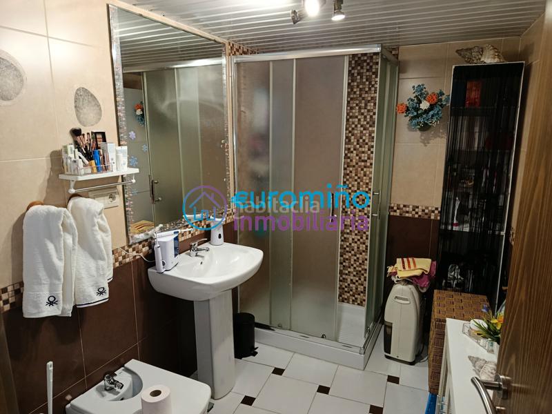 Foto 6258b0b1-5e1a-4412-88c9-2e03215d8361. Casa adossada amb calefacció a A Salgueira - O Castaño Vigo
