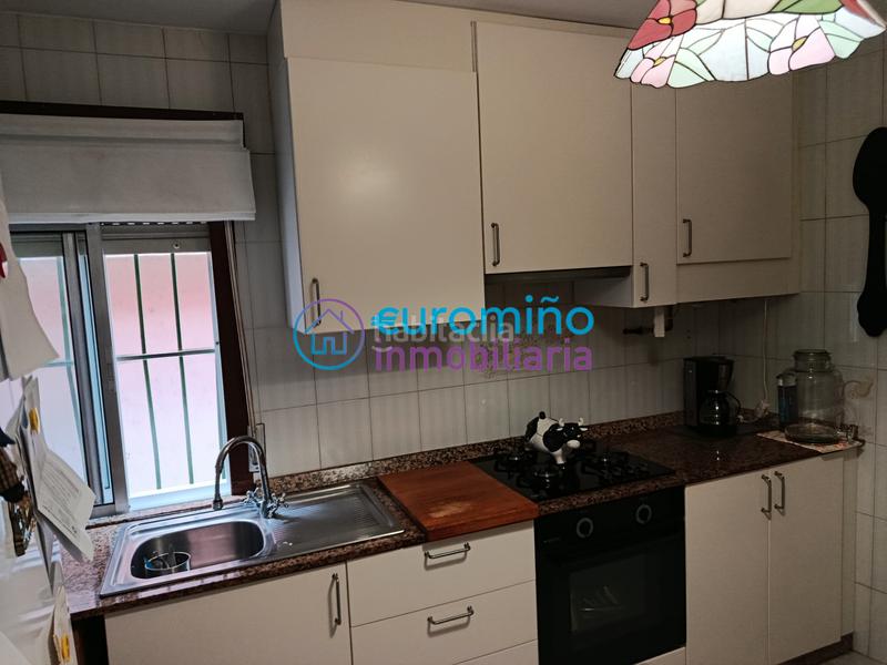 Foto a0de8193-17cb-483b-9e7b-2a0948de2f17. Casa adossada amb calefacció a A Salgueira - O Castaño Vigo