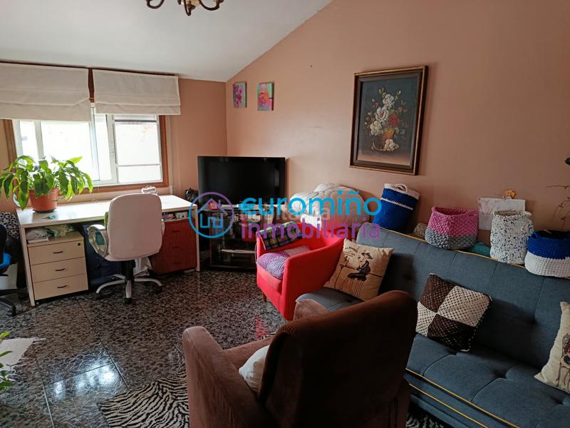 Foto d81fb344-f89a-4825-bd53-86d891254a0a. Casa adossada amb calefacció a A Salgueira - O Castaño Vigo