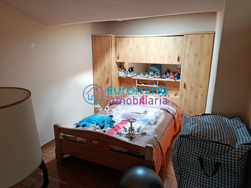 Foto f112849d-f047-4e4d-8de6-807bc9c6c4f1. Casa adossada amb calefacció a A Salgueira - O Castaño Vigo