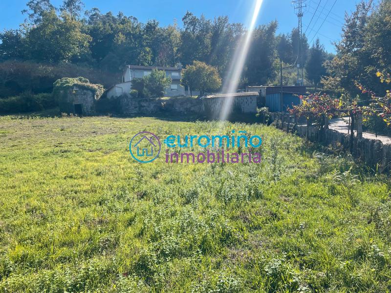 Foto 1dfdfeaf-8f24-45a0-badc-f88dfa85a2ef. House in po-402 5 in Salvaterra de Miño