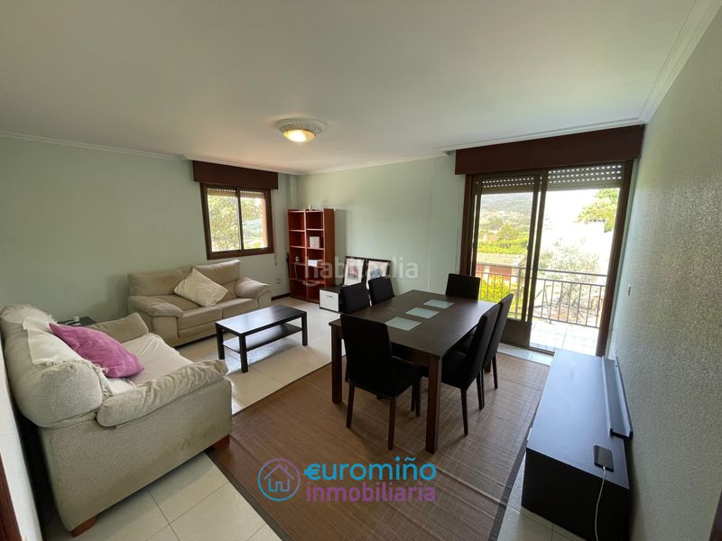 Foto 78e9a6f0-fce4-4773-bafd-b553cda83240. Casa amb aparcament a Neves (As)