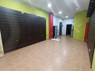 Location Local commercial  Rúa dos ferreiros. Bajo alquiler zona ayuntamiento