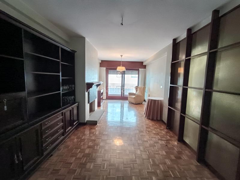 Foto 6cbd11a7-8f14-443e-b050-c032f6e3637d. Piso  venta calle echegaray en Centro - Echegaray Pontevedra