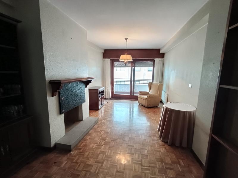 Foto b2f33b28-4601-4444-abde-564c467bfd8a. Piso  venta calle echegaray en Centro - Echegaray Pontevedra