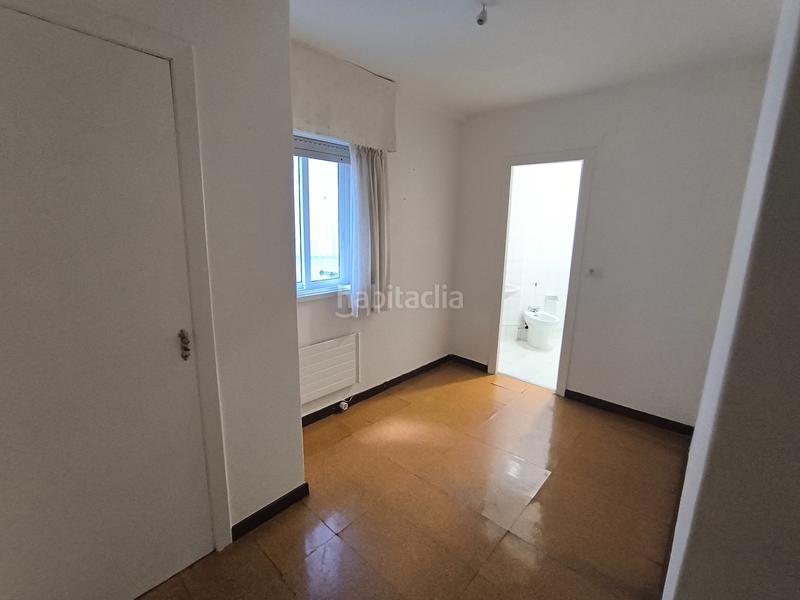 Foto b8549528-3a8f-49a5-a6ab-0539c6ddb5f6. Piso  venta calle echegaray en Centro - Echegaray Pontevedra