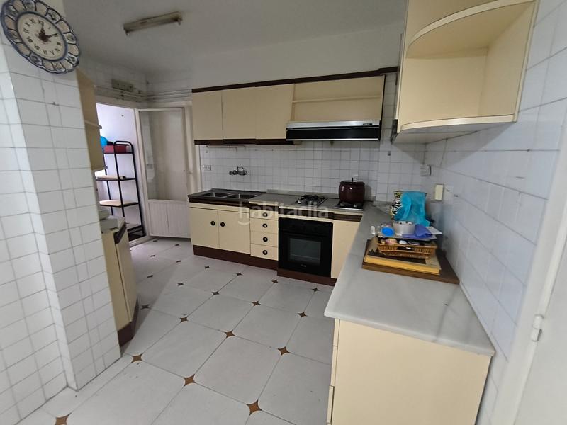 Foto b9340b90-e5dd-4997-9128-8e87f967a267. Piso  venta calle echegaray en Centro - Echegaray Pontevedra