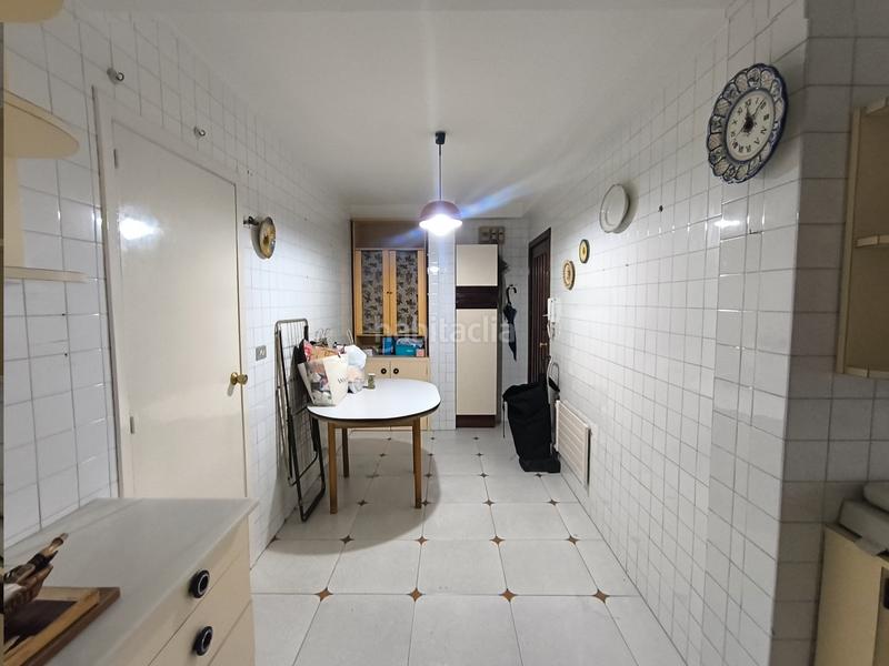 Foto e0b53b93-7e68-4be7-9656-d971ecf549c1. Piso  venta calle echegaray en Centro - Echegaray Pontevedra