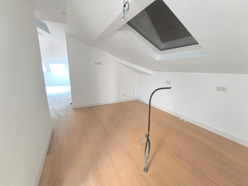 Foto 9b3b4f99-b040-4cf1-9be1-d5f00882a3c4. Pis amb calefacció a Centro - Echegaray Pontevedra