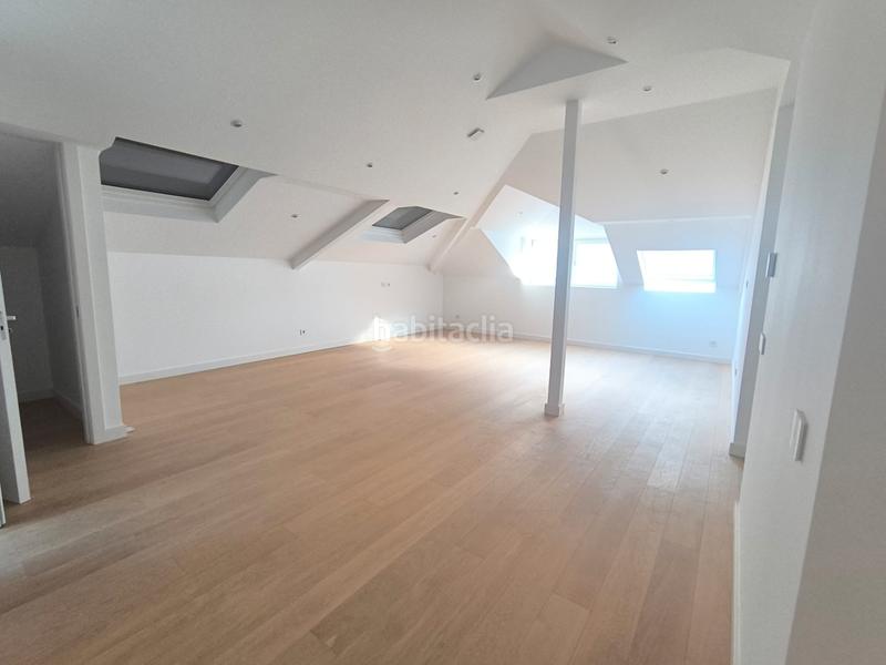 Foto d226e2ad-490c-4b7e-96f0-04d2c30f3e9a. Pis amb calefacció a Centro - Echegaray Pontevedra