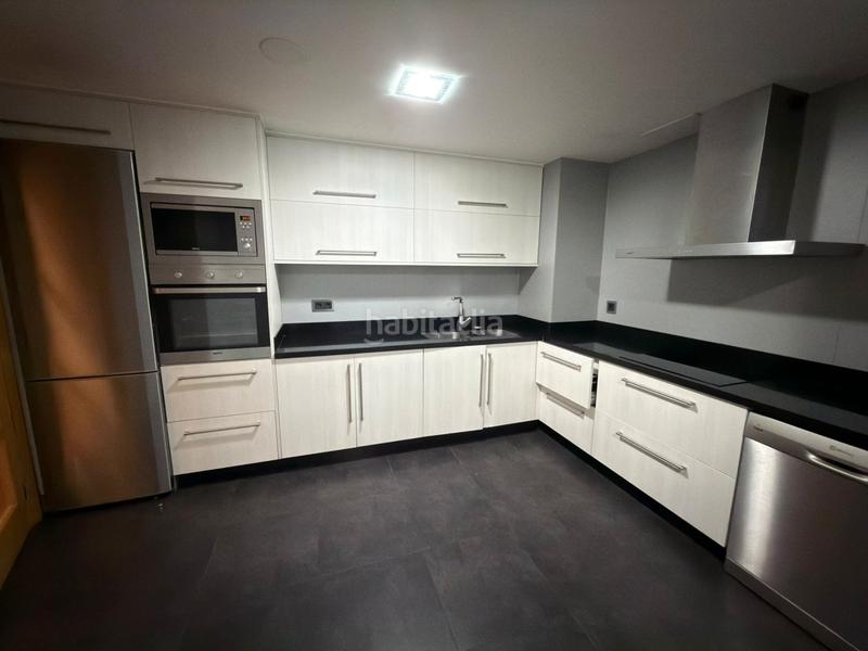 Foto 20ac45ac-3f11-402b-9148-b7255d042c8e. Miete etagenwohnung mit heizung in Zona de Plaza de Barcelos Pontevedra