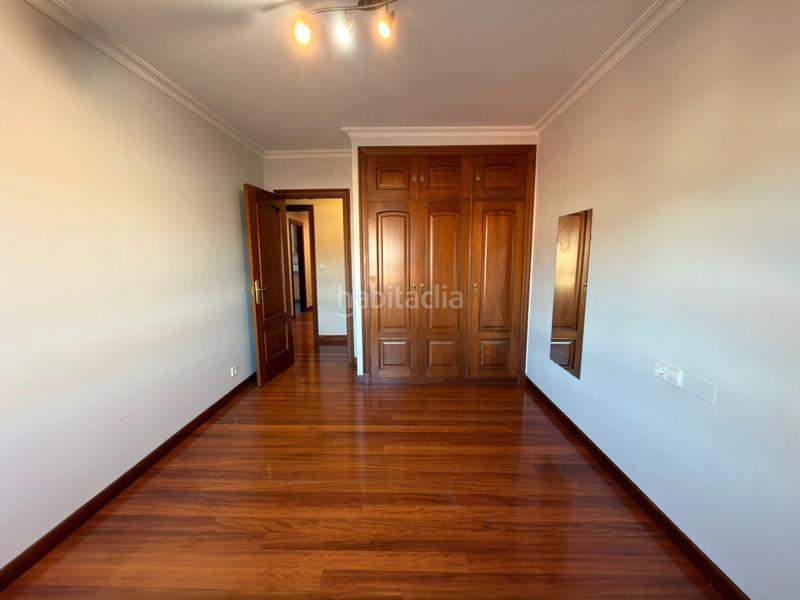 Foto 9a2fc4bb-3f58-4df8-90b6-016ff3f66694. Lloguer pis amb calefacció aparcament a Zona de Plaza de Barcelos Pontevedra