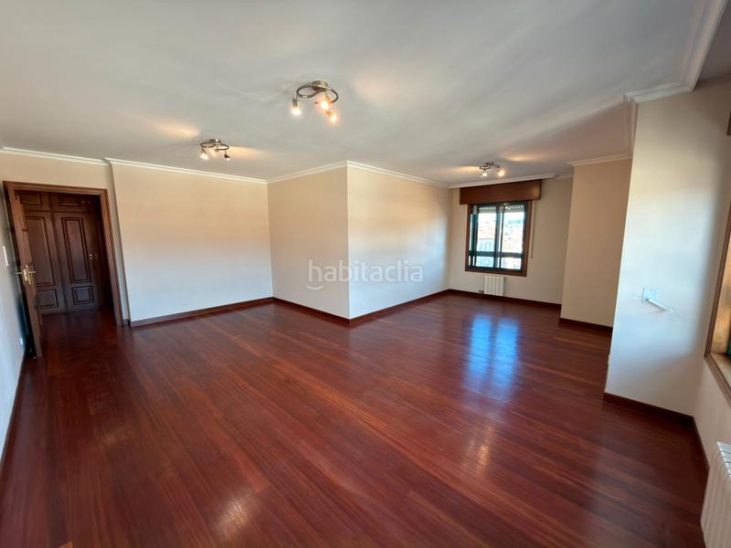 Foto 427ea443-cd0c-453d-934a-459290089675. Location appartement avec chauffage parking dans Zona de Plaza de Barcelos Pontevedra