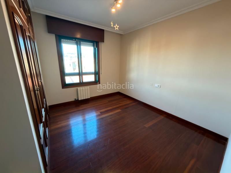 Foto f3fd92fd-9695-4a5f-b6f7-9b402b766db6. Location appartement avec chauffage parking dans Zona de Plaza de Barcelos Pontevedra
