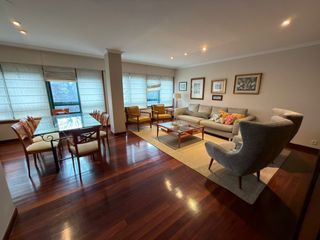 Flat  Rúa santa clara. Piso de 188 m2 en venta calle santa clara