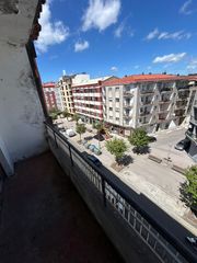 Appartement  Avenida lugo. Piso para reformar en avenida de lugo