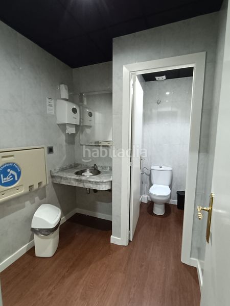 Foto 296d9dd0-5056-4aa4-9a7f-0f007c26ae7c. Rent business premise in Zona de Plaza de Barcelos Pontevedra