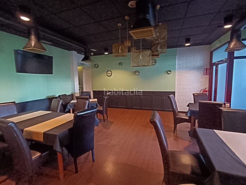 Foto 5038c598-3064-4393-a763-94d52daaf5e2. Rent business premise in Zona de Plaza de Barcelos Pontevedra