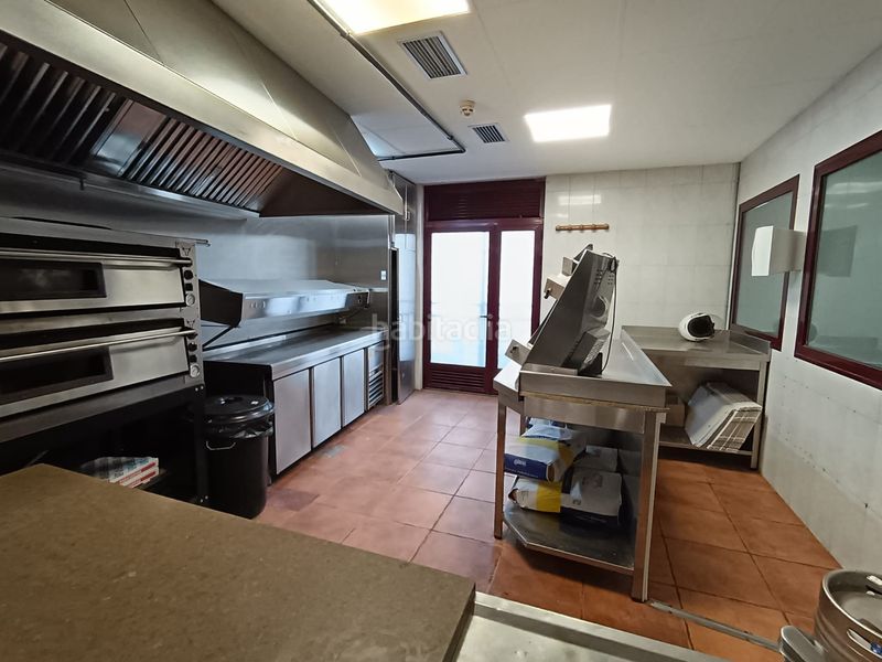 Foto 5e6d5258-957a-49fb-ad3c-328d27312193. Rent business premise in Zona de Plaza de Barcelos Pontevedra