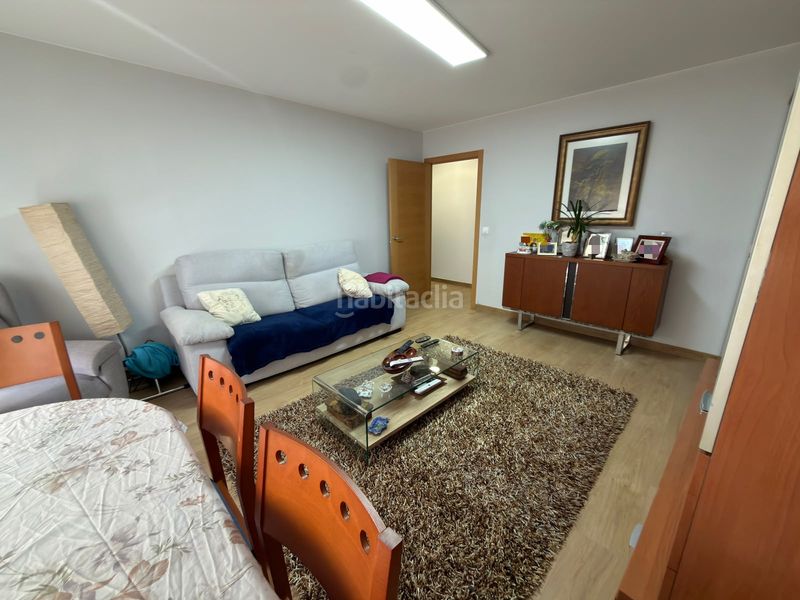 Foto fd93699d-c72f-4d6f-9b5f-afeb06f4464a. Alquiler piso apartamento amueblado en alquiler zona hiper froiz en Pontevedra