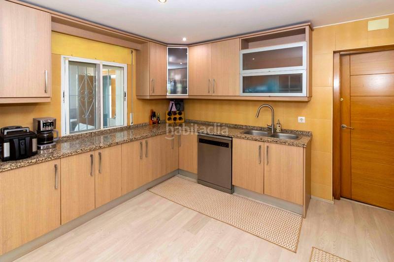 Foto 3f2e341d-4fe8-472f-bb74-4a0e65f9462b. Chalet avec chauffage parking piscine dans Las Vaguadas Badajoz