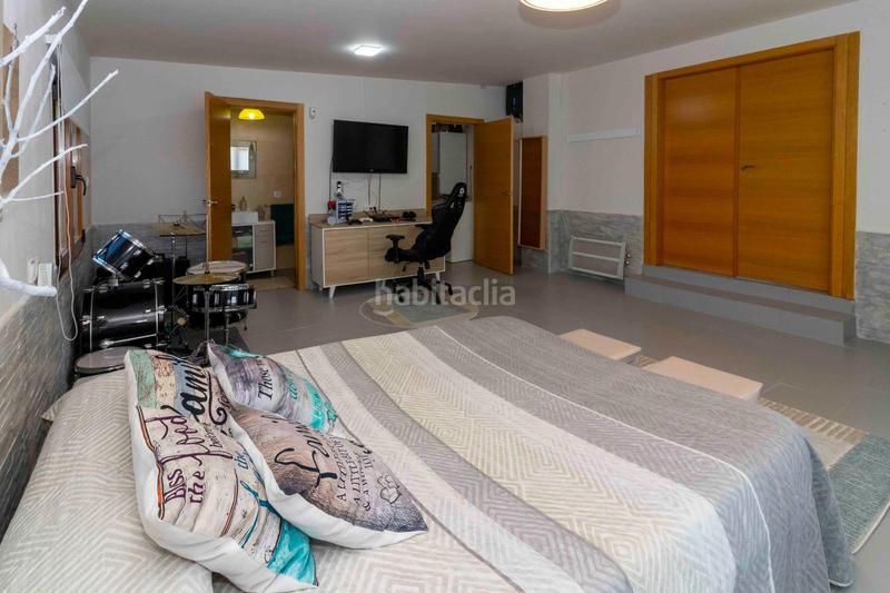 Foto 805f1db6-6b66-4da1-8037-ee13c57be591. Chalet avec chauffage parking piscine dans Las Vaguadas Badajoz