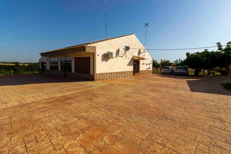 Foto 9d846e9d-9bd9-4aca-9a93-3abc991aad41. Chalet avec chauffage parking piscine dans Las Vaguadas Badajoz