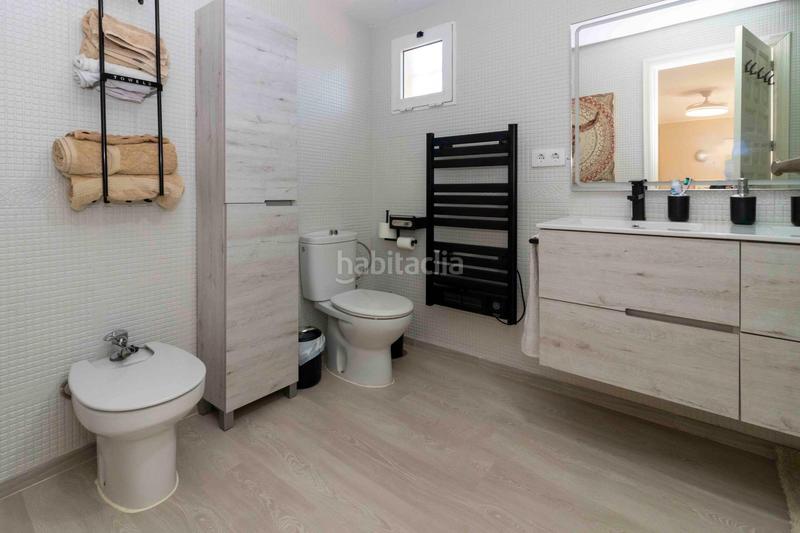 Foto b7b292fc-3a02-4672-9181-29329eca8abd. Chalet avec chauffage parking piscine dans Las Vaguadas Badajoz