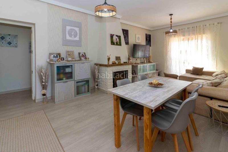 Foto bda17518-4b82-4df8-aa63-6a9f146064d3. Chalet avec chauffage parking piscine dans Las Vaguadas Badajoz