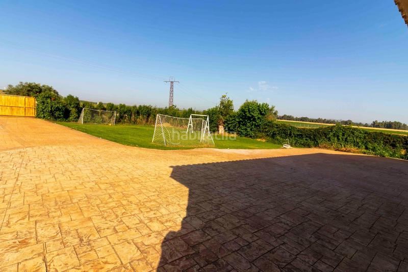 Foto c3b9366c-5309-47c3-b138-f21ab2d69a8f. Chalet avec chauffage parking piscine dans Las Vaguadas Badajoz