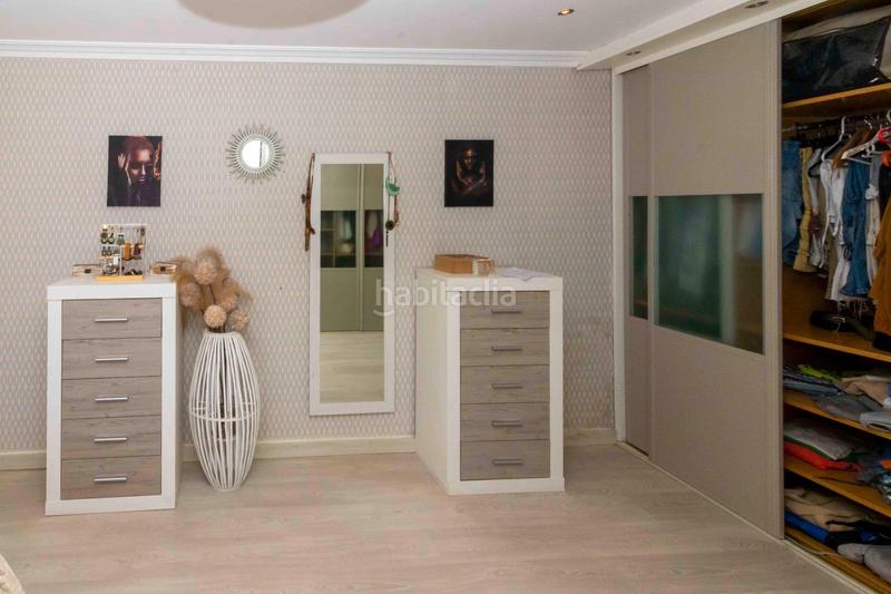 Foto d430a1a4-9f47-471d-a94f-556b918e9fcb. Chalet avec chauffage parking piscine dans Las Vaguadas Badajoz