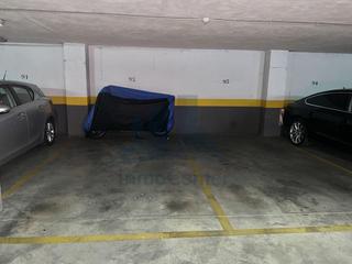 Alquiler Parking coche en Valdepasillas - La Paz - Huerta Rosales. Plaza de garaje en edif. eurodom