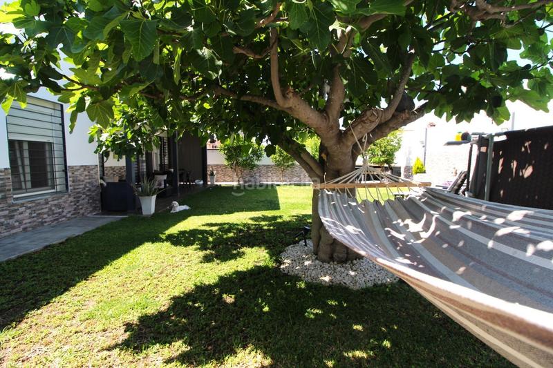 Foto 34ff8572-0762-4f98-a0e2-e8eb385c84ce. Chalet  independiente en venta jardines del guadiana, en Badajoz