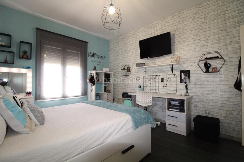 Foto 46ce1031-b240-4859-9cc1-dda5b9103d5d. Chalet  independiente en venta jardines del guadiana, en Badajoz